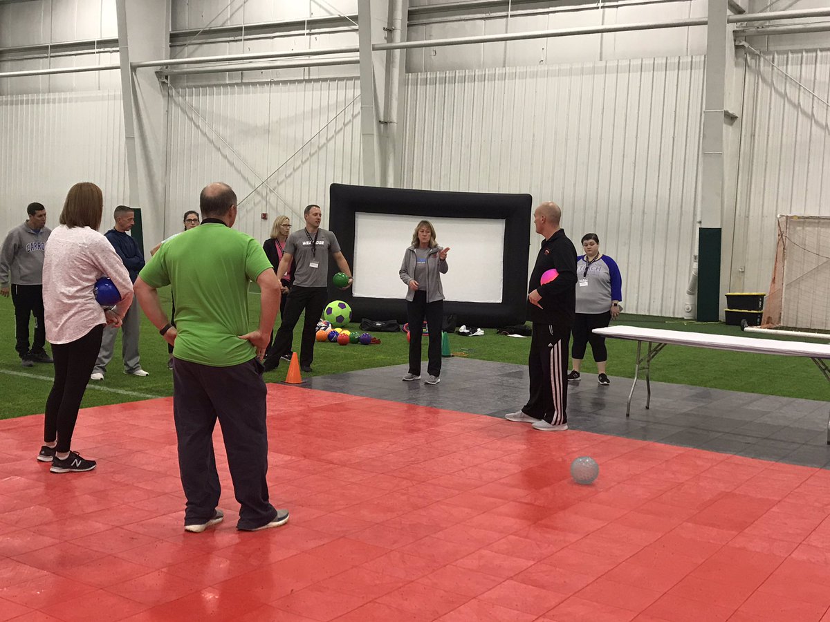 Miss Ulrich tweet media