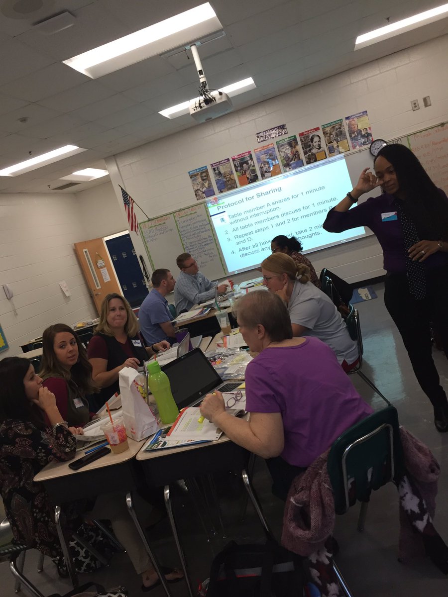 GoreNatalie's tweet image. #expectpartnerships Intervention teachers engaged in PD with HMH on new math resources to support conceptual understanding of key concepts. Love our Boards commitment to providing new resources to support learning in HCS.