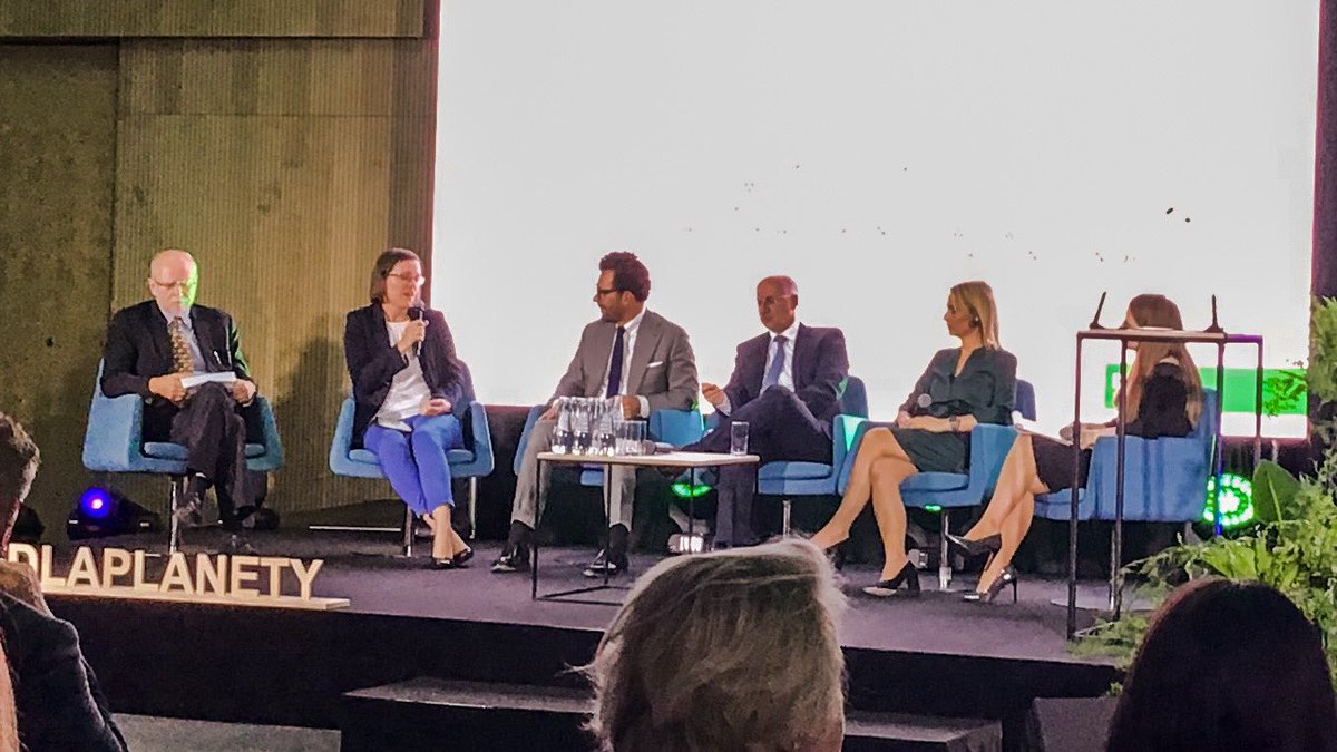 Firmy potrzebują wiedzy, popartej przez ekspertów. Swoim działaniem mogą stymulować innych - od dostawców po konkurencję - do aktywnego działania #DlaPlanety🌍

Elżbieta Wołoszyńska-Wiśniewska na wydarzeniu <a href="/BASF_PL/">BASF Polska</a> DLA PLANETY