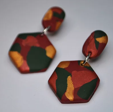 rachelgriffintw's tweet photo. To those who aren't already aware, I have been in the process of creating a jewellery brand called Griffin Atelier! I haven't finished the online store yet, but I have an Instagram page that I will be keeping up to date called @ griffin.atelier if anyone is interested! X https://t.co/qRDeVAaX7c