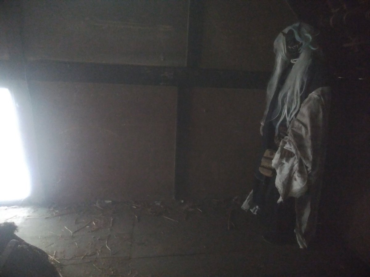 kurokimizuki44's tweet photo. 妖怪村の外れの屋敷で、わしを、見つけてしまったか。
案内しようわしの住処へ.......
すまんな、どうやらわしを狩りに来た者がやってきたようだ、昔の習わしで結界を貼る。
さらばだ。
photo:@6IU5OkfVt5nRvm9
#妖怪村 #妖怪 https://t.co/sMb0DsVvyI