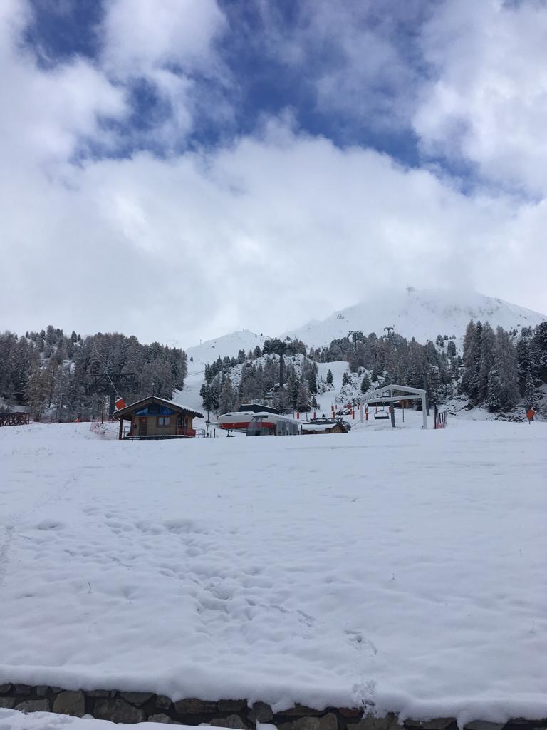 Plagne Centre RIGHT NOW! 10 cms of fresh snow and more forecast! What a great first cover for the season <a href="/LaPlagne/">La Plagne</a> <a href="/ParadiskiResort/">Paradiski</a>