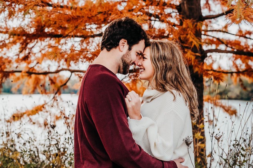 baileywolf_'s tweet image. Slightly obsessed with you. 💛