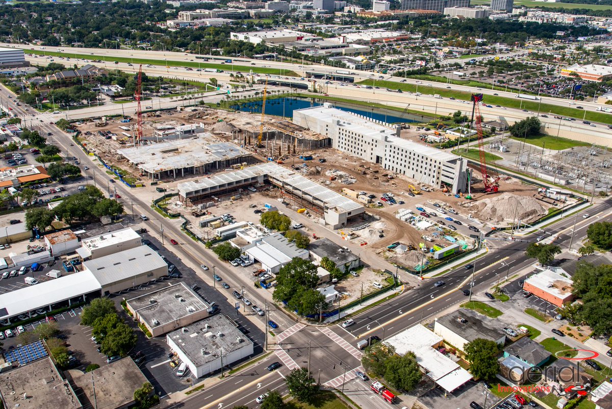 MidtownTampa's tweet photo. Structures are going vertical @MidtownTampa a& construction crews are helping make the vision of a central urban hub a reality. Take a look at the latest construction aerials & see if you can point out what we’re building next.
#MakingMidtown #MidtownTampa #Construction #UrbanHub https://t.co/yEm76QPEs5
