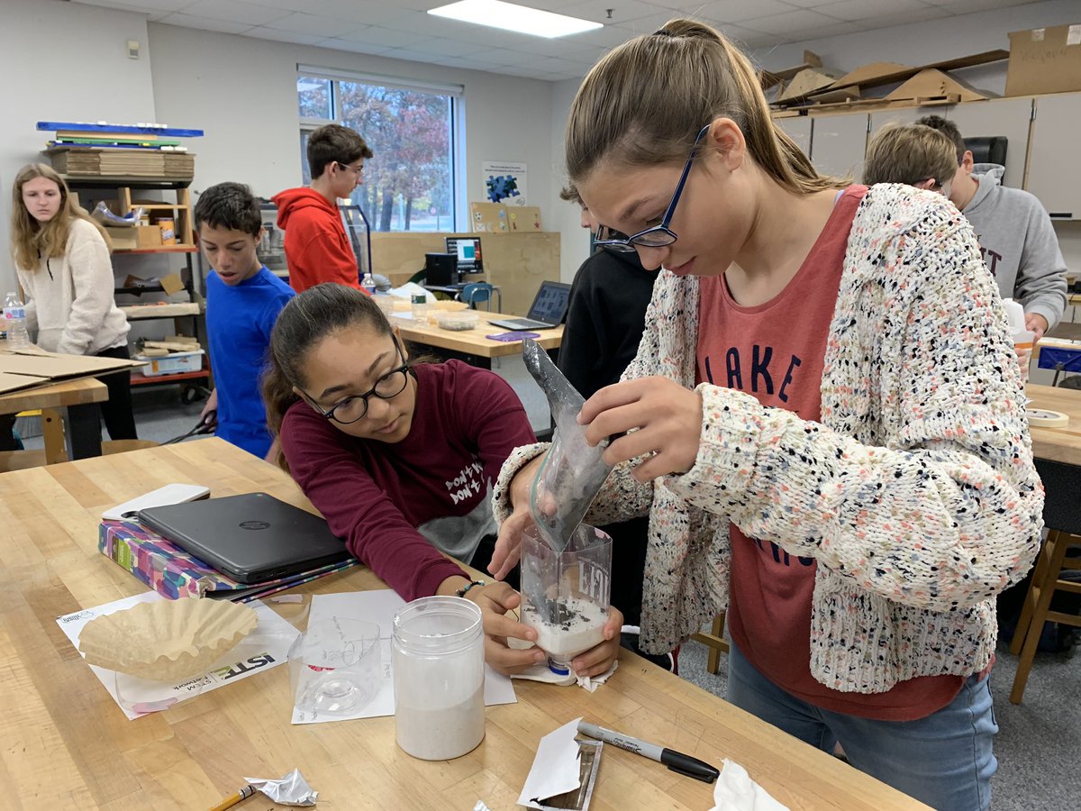 amandahough6's tweet photo. Awesome ideas 4 #Prototype water Filtration systems 4 #Microplastics using #RecycledMaterials #MASTEM Week2019 #Mashpee Engineering Ss @mashpeetech @MassLtGov https://t.co/wgnsp0Wyoq