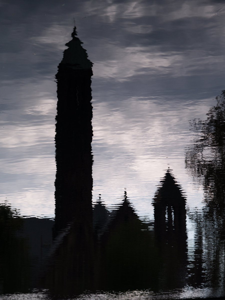 1stChurchBflo's tweet photo. Gloomy day on Symphony Circle. #Buffalo https://t.co/ev4iw9VipW
