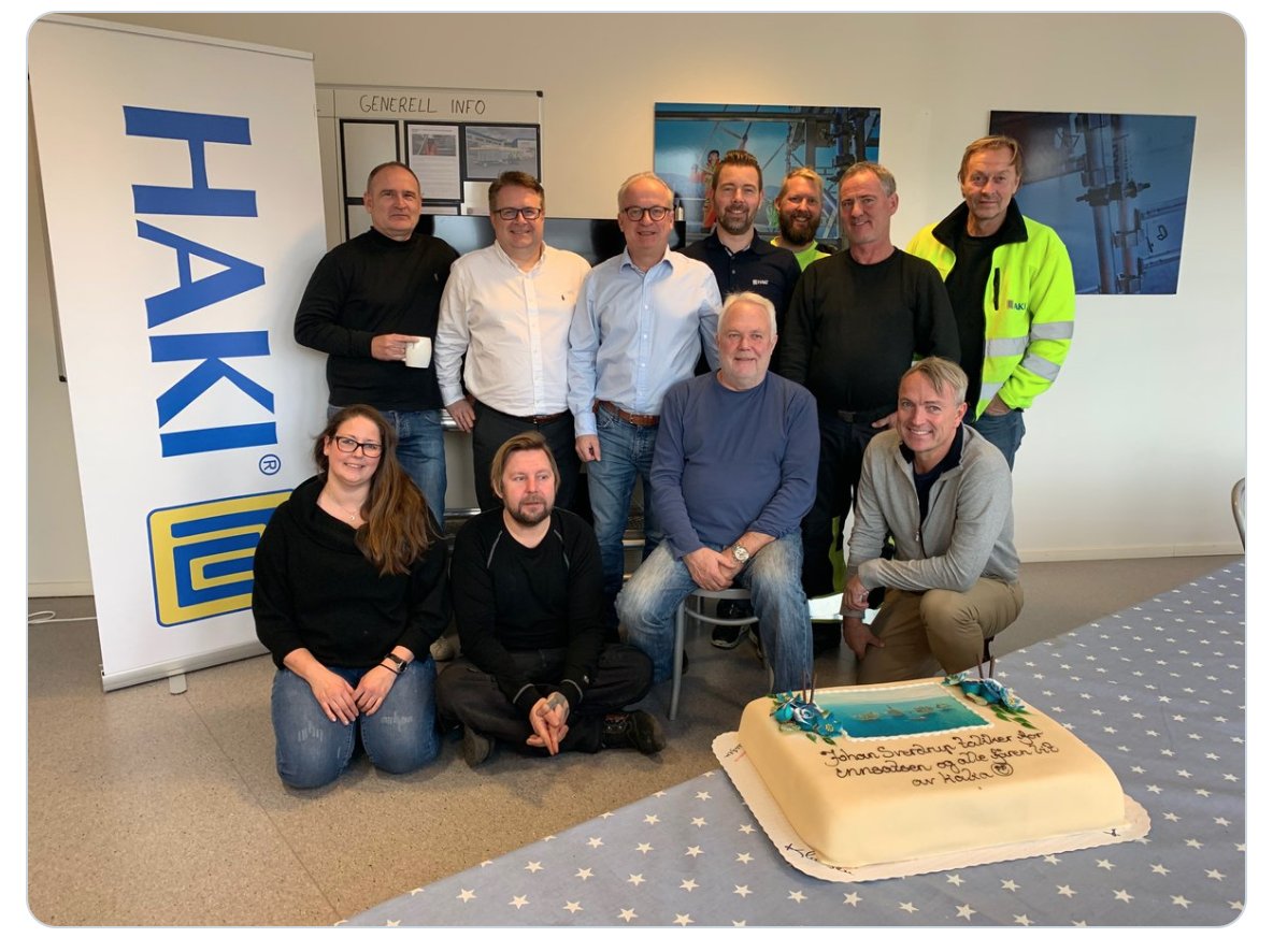 HAKIscaffolding's tweet photo. HAKI Norway team meet up to celebrate sub-suppliers to the Johan Sverdrup oil-field this week.
We're so proud to be part of this outstanding #offshore #access project – ideally showcasing our core values: Safety, productivity & adaptability
#ViErSverdrup
#BitAvKaka
#HAKIAccess https://t.co/OHlrtMc8Q9