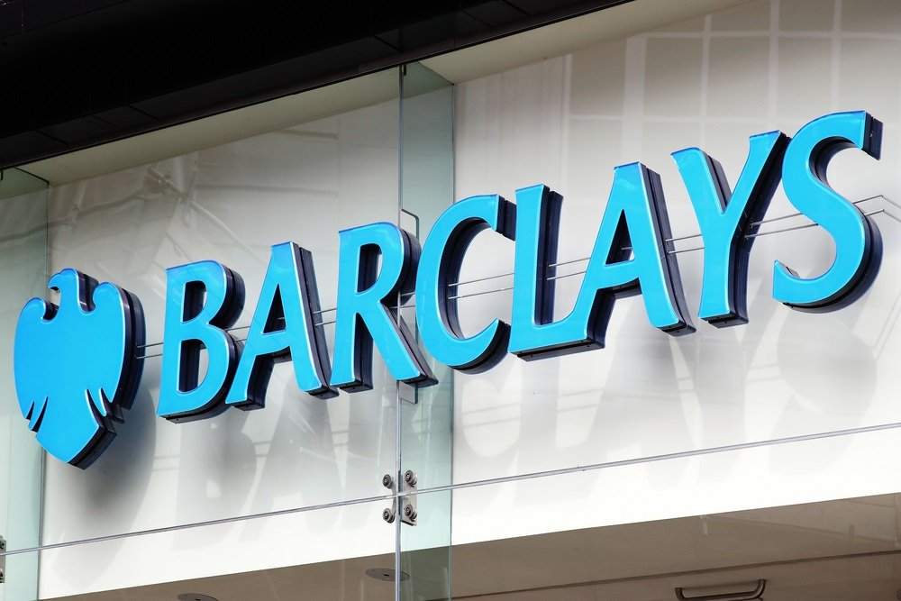 TradeTime_'s tweet photo. #Barclays has reported a dip in #profits at the same time that it has cautioned of a challenging year coming up, as banking customers express “a level of caution”.
https://t.co/oMVSvKadJ2
#TradeTime #trading https://t.co/uv4MX1kV6F