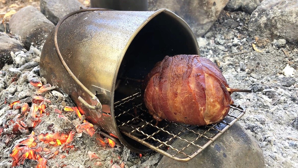 CorporalsCorner's tweet photo. Campfire Cooking Made Easy - Stuffed Onion Bacon Bombs check it out now at Corporals Corner on YouTube...... https://t.co/bC9fFHZDHl #corporalscorner #bacon #baconbombs #campfirecooking #campfire #camping #survival #instructorlife https://t.co/h7KCXJwI1t