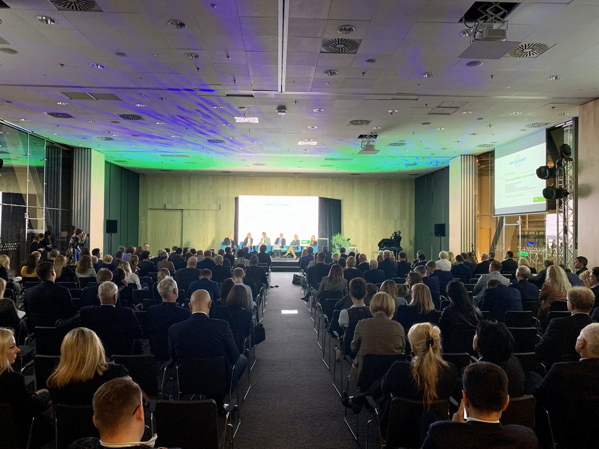 Carolina Garcia Prezes <a href="/IKEAPolska/">IKEA Polska</a> bierze udział w debacie międzysektorowej „Zrównoważony Rozwój - czy to się opłaca?” podczas konferencji „<a href="/BASF_PL/">BASF Polska</a> #DLAPLANETY” organizowanej wspólnie z @globalcompactPL i <a href="/GRIDWarszawa/">UNEP/GRID-Warszawa</a> 
#dobryklimat #ClimateAction #GOZ #CircularIKEA ♻️🌍💚