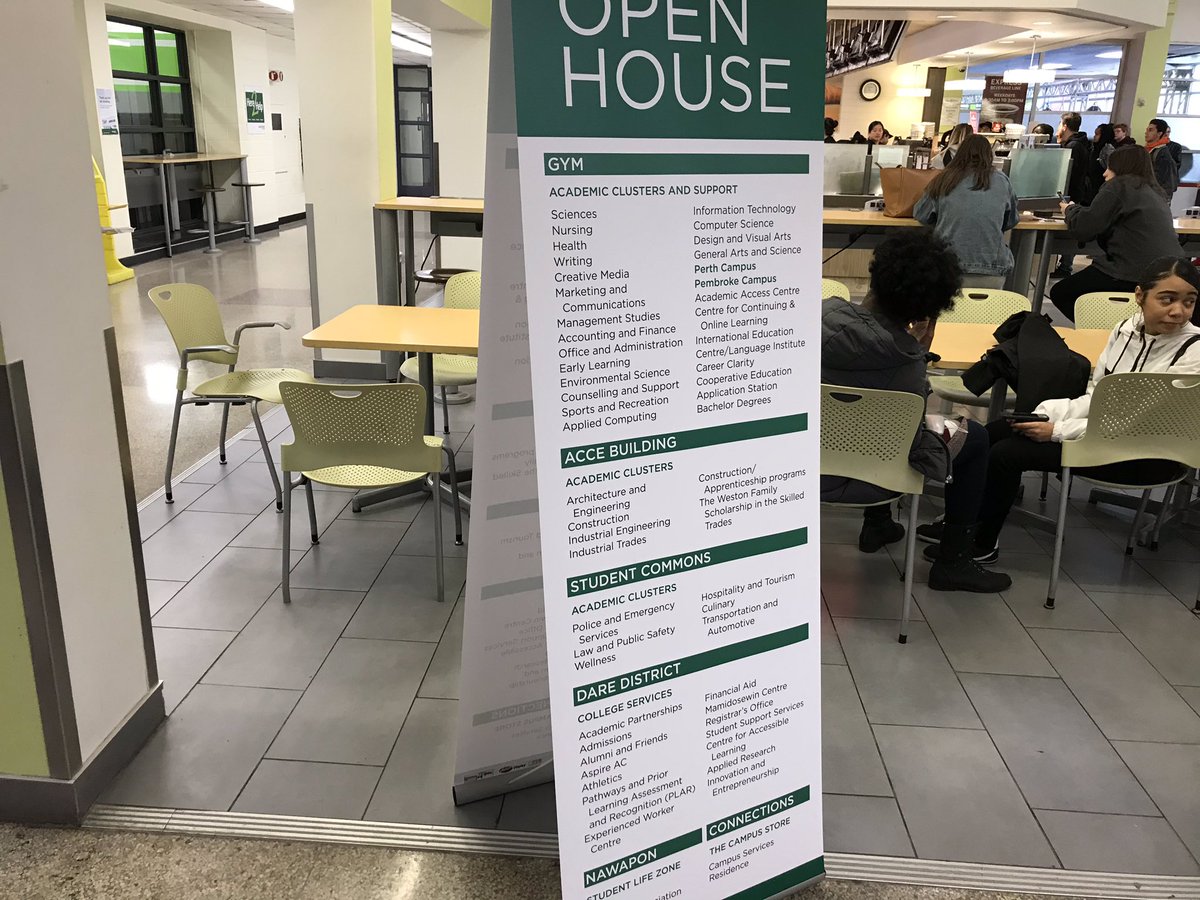 AlgonquinColleg's tweet photo. Trying to find your way around Campus? Keep an eye out for the #ACOpenHouse signs, or just ask any of the volunteers you see! They would be happy to make sure you get to where you need to go! https://t.co/81Du4gOHql