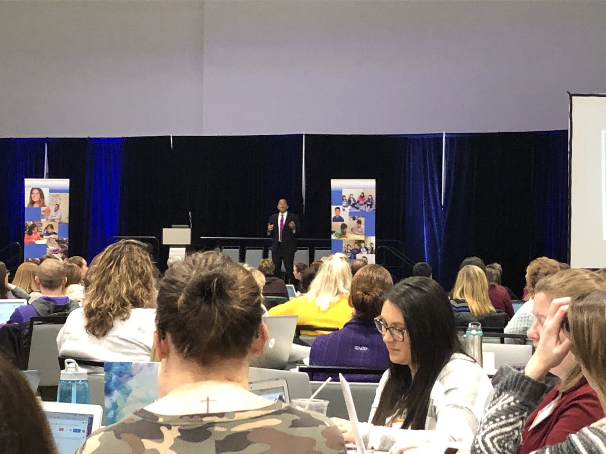 nar001's tweet photo. Excited to be @IowaCLC with a great team of #wdmcsESOL teachers! #iowaclc19 https://t.co/rH2tpL3OBg