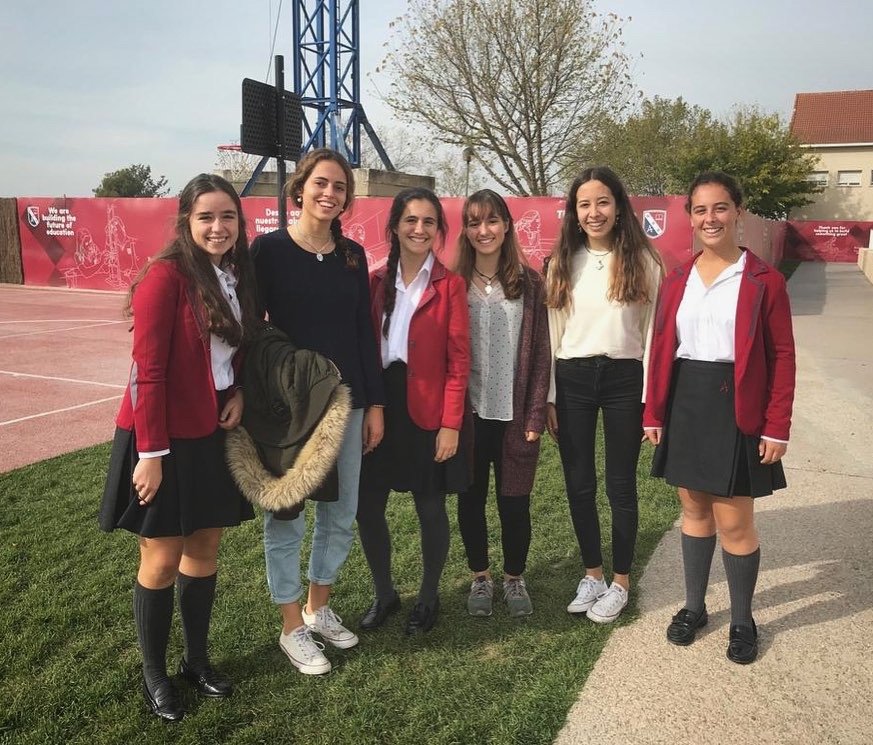 AlegraSchool's tweet photo. This is IB mindset! Last week our students had a visit from Portugal. Students from another IB School came to visit to see and to learn first hand how the the IB works in Alegra.
Spanish roots, English teaching, international thinking #InternationalMindset @iborganization https://t.co/rhtrWeIW0B