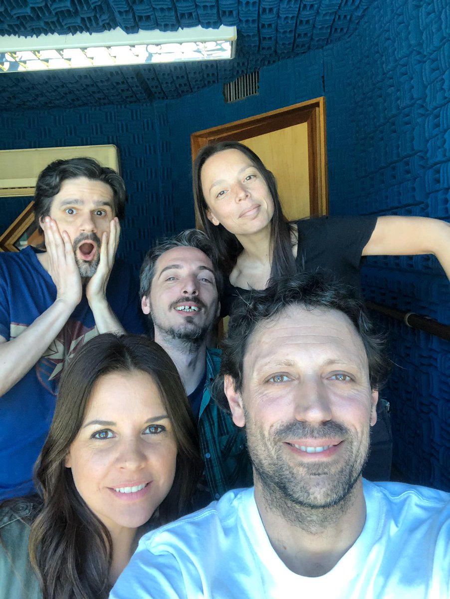 Hoy hacemos nuestro último programa en Océano.
Gracias Infinitas por el aguante, gracias por animarse a jugar con nosotros.