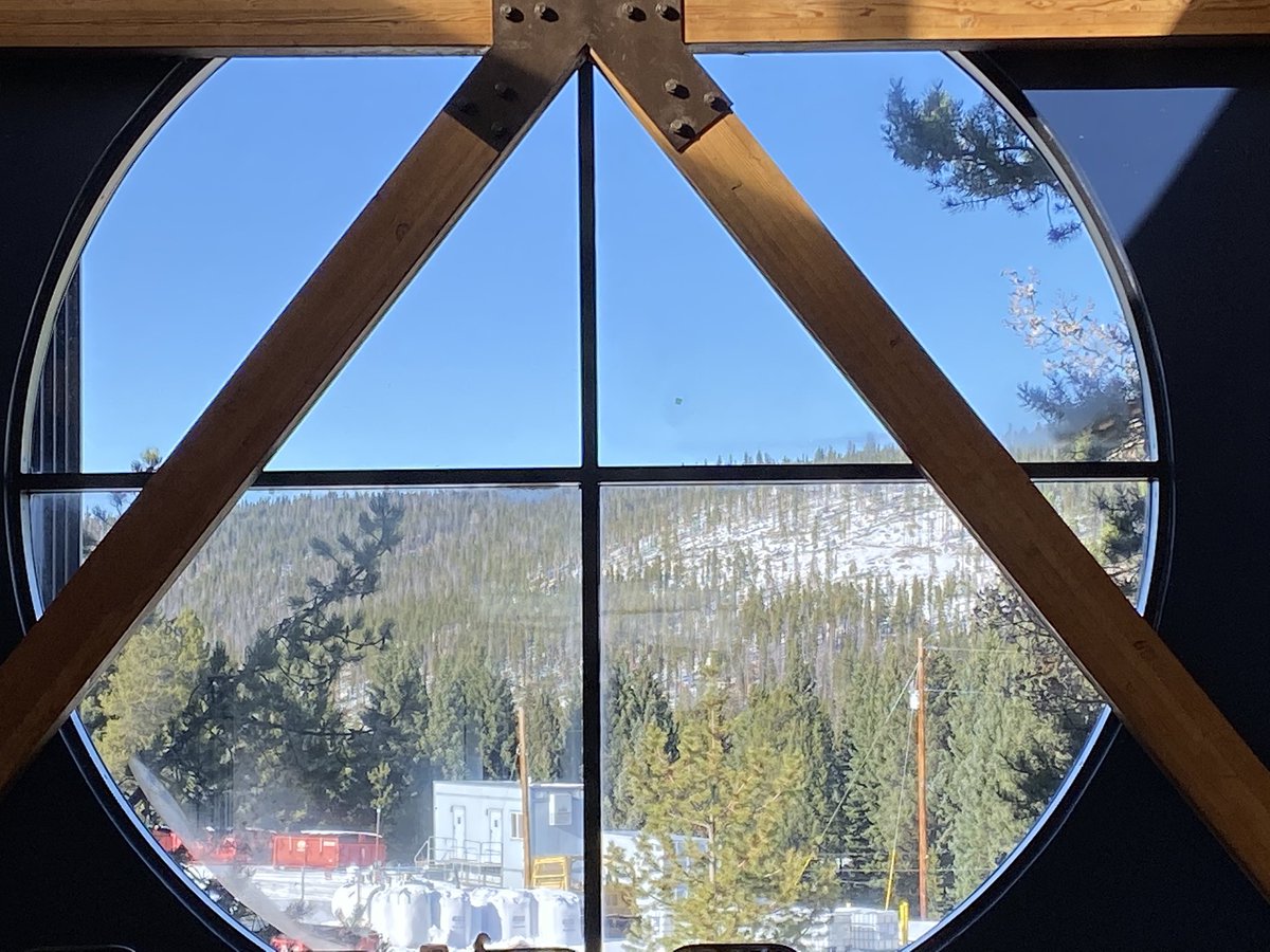Danielle_Low's tweet photo. Winter Park 🎿 https://t.co/hafX9XDp5N