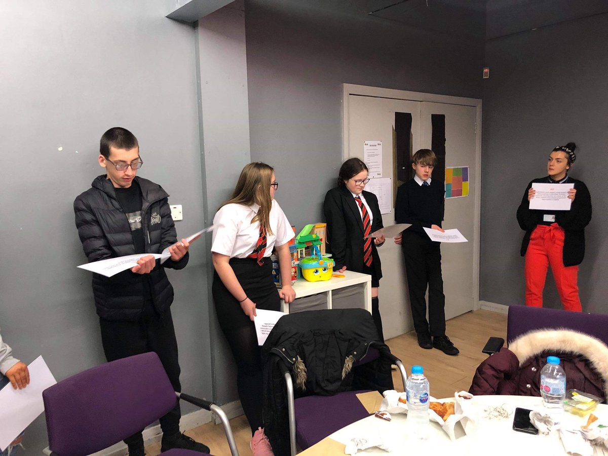 YouthbankSG's tweet photo. Thanks to @CrossroadsYCA for hosting our development session last night! We were getting to grips with the @Ybspig golden rules in between our bites of pizza 🍕 https://t.co/1PVrpXPfUB