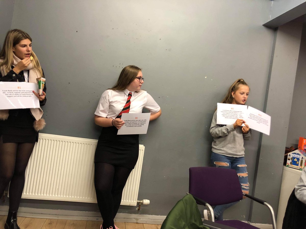 YouthbankSG's tweet photo. Thanks to @CrossroadsYCA for hosting our development session last night! We were getting to grips with the @Ybspig golden rules in between our bites of pizza 🍕 https://t.co/1PVrpXPfUB