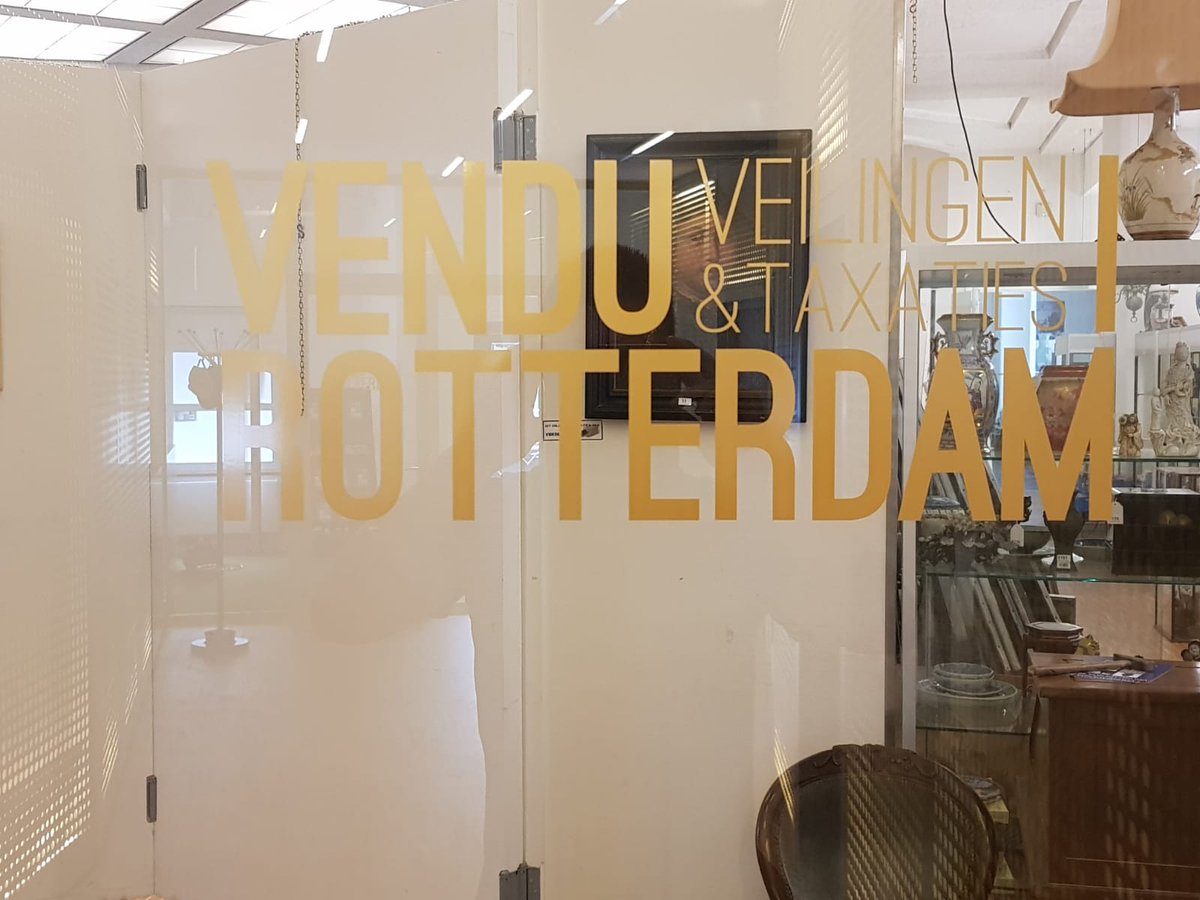 Impressed print&sign tweet media