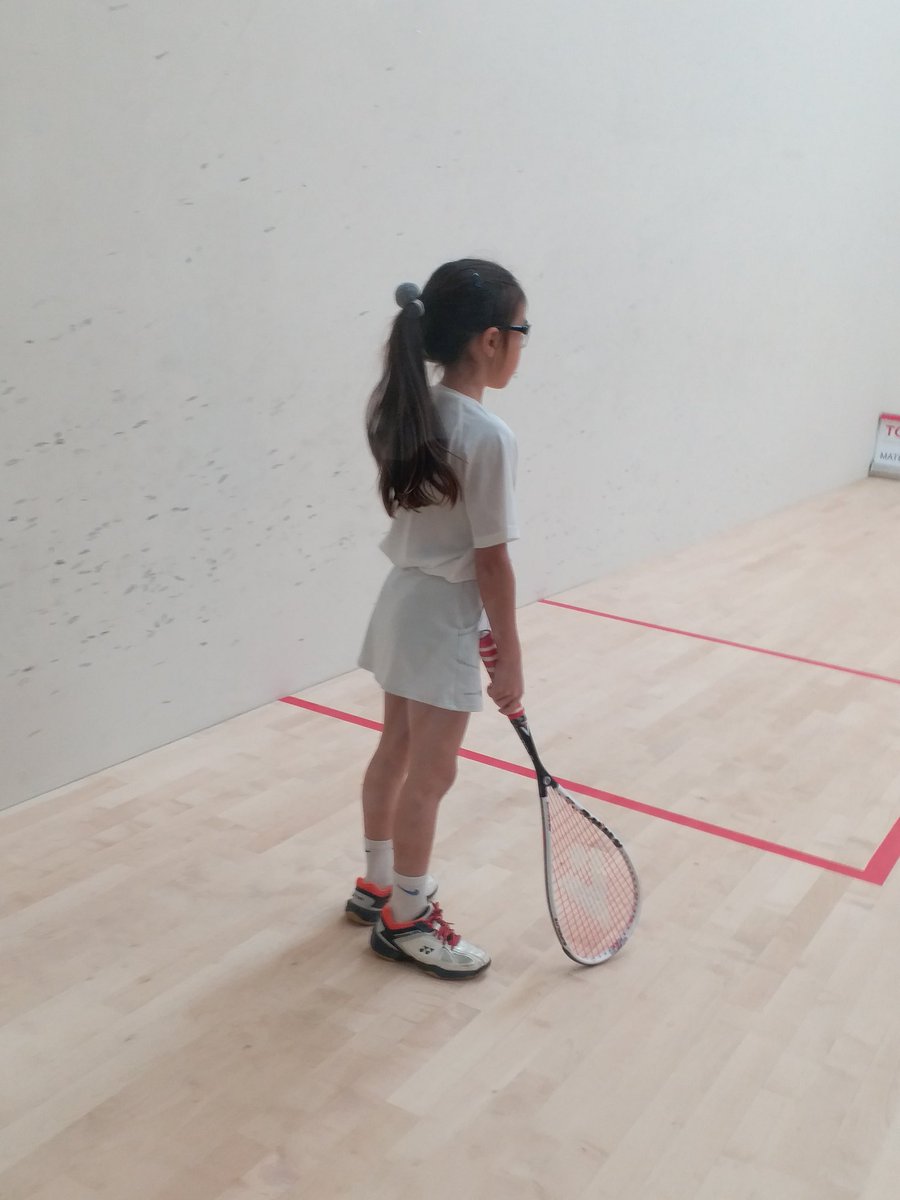 JuliaChak's tweet photo. Esther really enjoyed her first British Junior Closed! #thisgirlcan #girlssquash #bjc2019 https://t.co/QgCflqgZyk