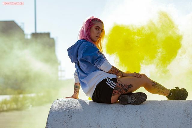ExtraframeO's tweet photo. Smokin' hot !
model: @dipofficialpage 
PH: @extraframe 
#smoke #girl #photography #photo #picoftheday #picture #colorhair #hairstyle #model #moda #style #styleinspiration #fotografia #foto #extraframe #mystyle #extraframemodel #nikon #nikonitalia #sigma … https://t.co/X9bCvOKVSq https://t.co/QLTjRoF1iI