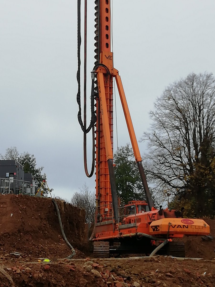 RemGeotechnics's tweet photo. Good to see work starting on the installation of the piled foundations for the new cinema building on the former library site here in #Daventry. The £12.5m Mulberry Place development is scheduled for completion spring 2021. #recreation #piledfoundations #geotechnics https://t.co/JoZh8spO5X