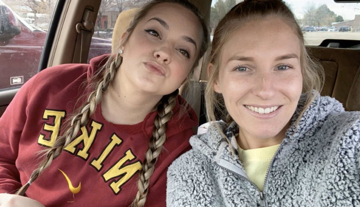 Danielle_Low's tweet photo. Juliiiiiaaaaa 👯‍♀️ https://t.co/ZhZPPwoqm0