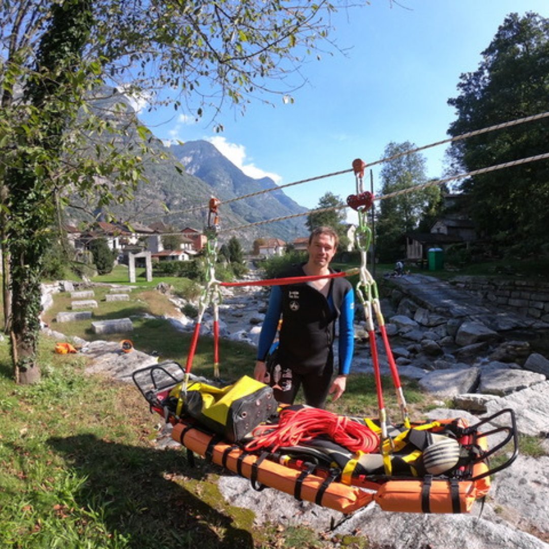 MD1Program's tweet photo. While in Switzerland, MD1 physician, Dr. Matt Steenberg, also trained on how to perform a canyoning rappel during water and canyon rescues.

#canyonrescuetraining #md1physicians #md1everywhere  #md1program https://t.co/OPibOLtZ0z