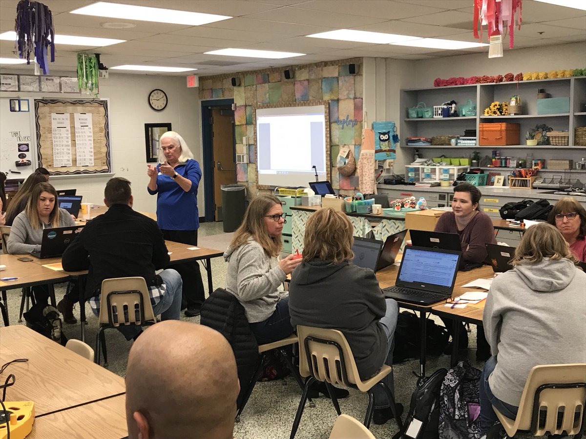 CCEPrincipal's tweet photo. Happy to host Gizmo training at CCE today! Another great resource to enhance student learning! #R7PD @KDanielLSR7 https://t.co/A0yeyrxh6O