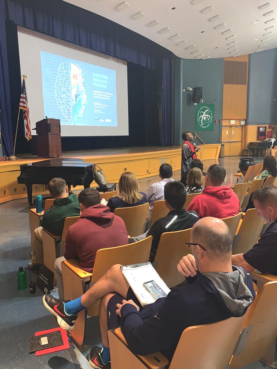 DrRuby95's tweet photo. Starting my day with @matlovsky leading the #IBinNYC session at her alma mater #BronxScience #WeAreTheWork #AdvancingEquityNow #PolicyPracticeBeliefsWork @OEAnyc https://t.co/AExQWrWWL6