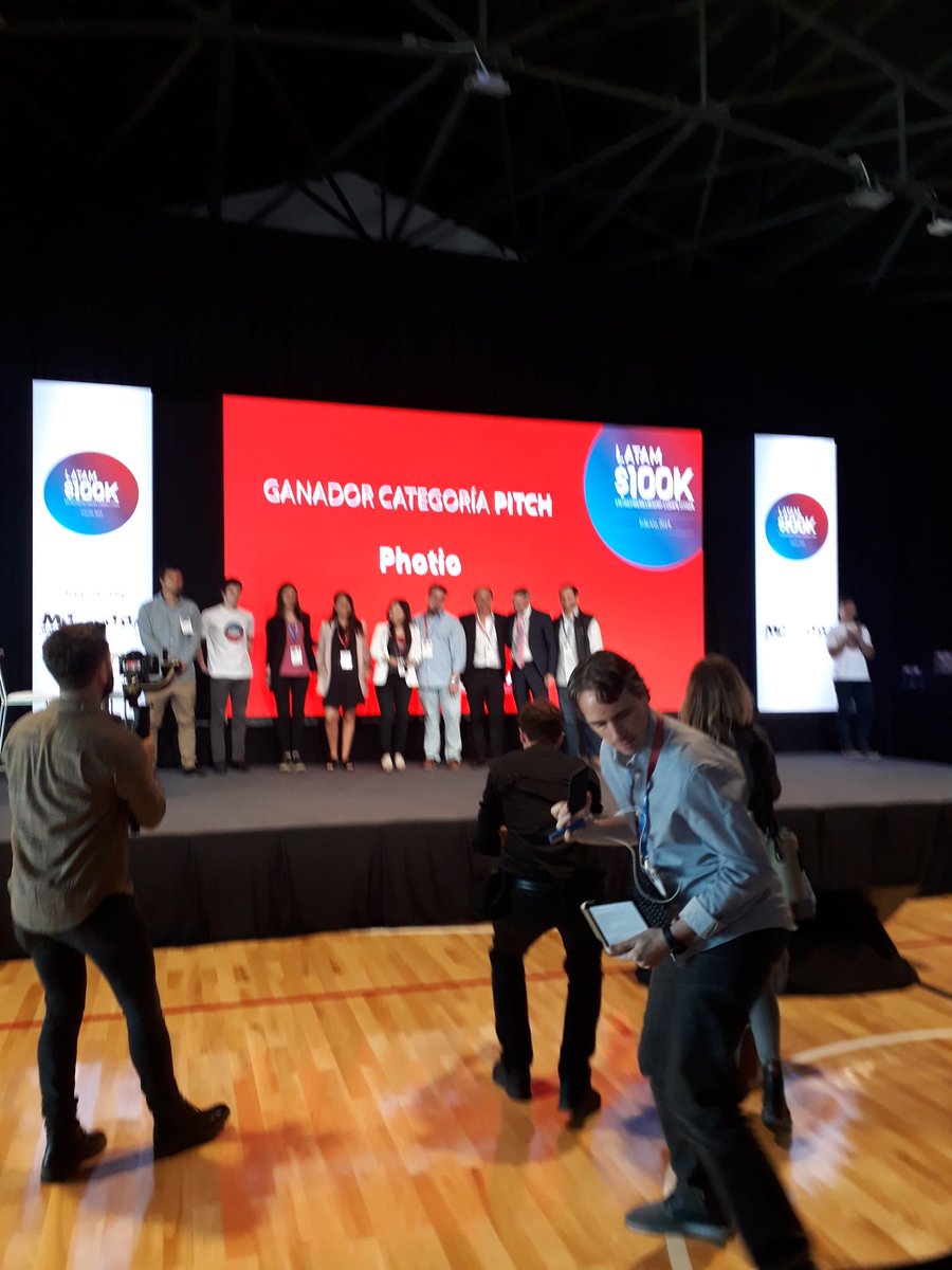 GabiEnsinck's tweet image. En #100klatam @ITBA  @techreview_es la competecia d proyectos d #innovacion