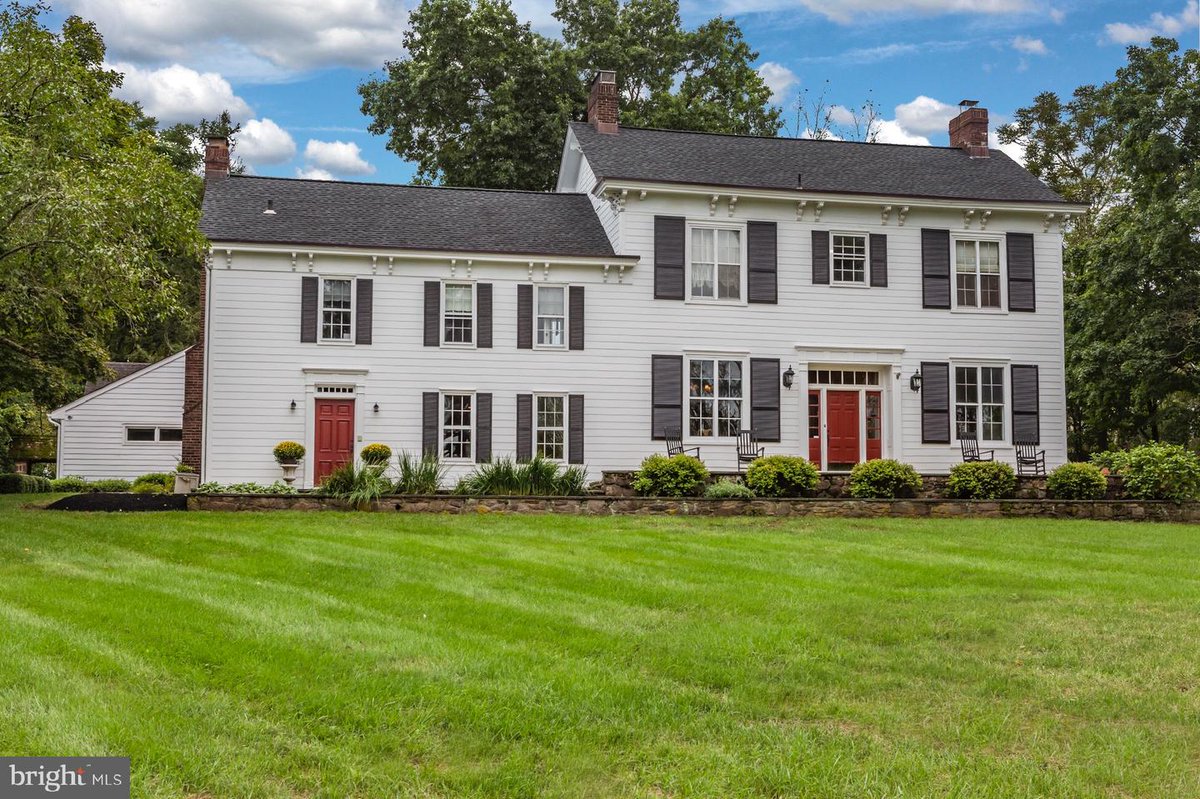 HomeWithHalli's tweet photo. I am looking for a buyer on 697 ROUTE 518 #Skillman #NJ  #realestate https://t.co/6UlzO2WpZF https://t.co/VUgWnECFO0