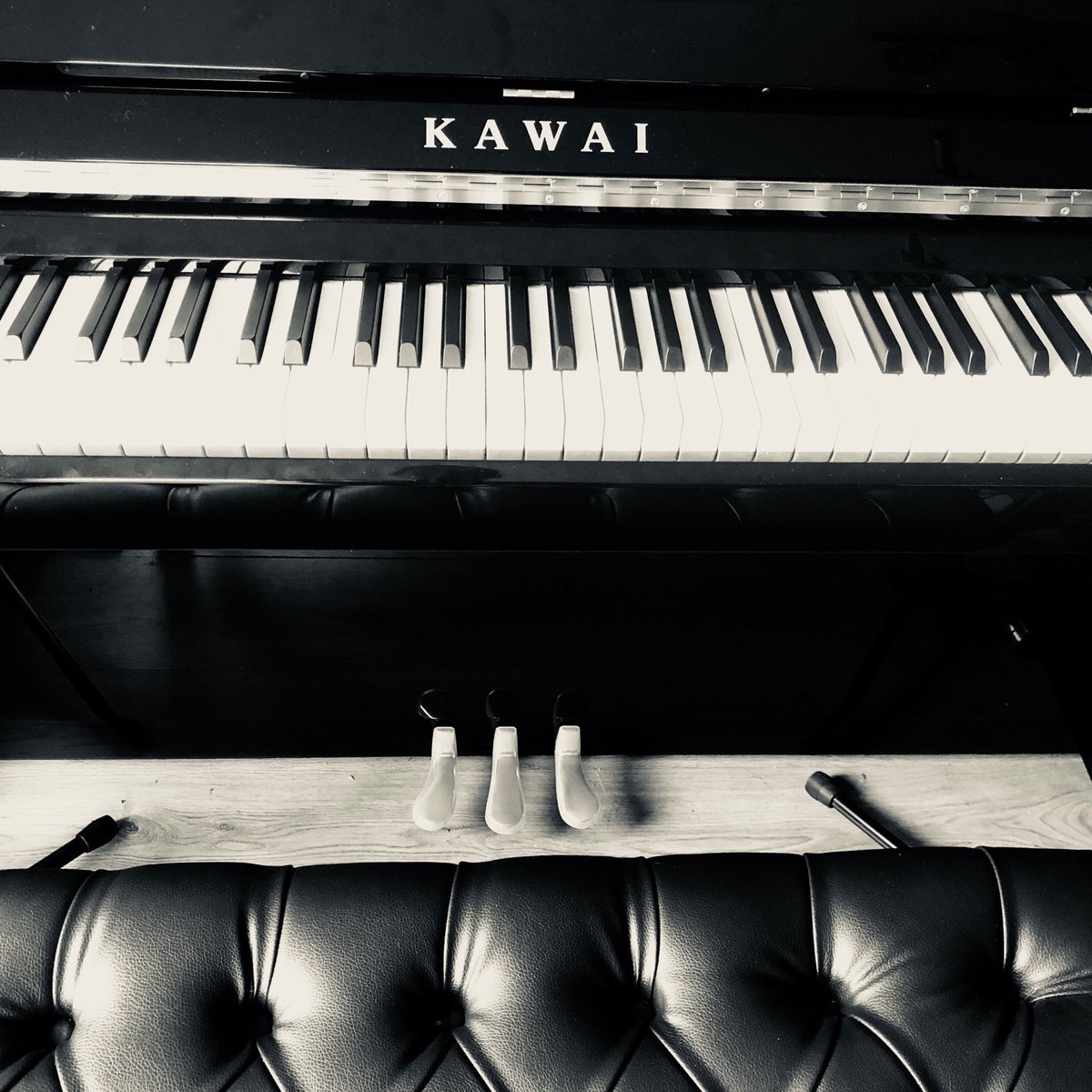 Adam Wakeman (@wakemanofficial) on Twitter photo Loving recording live piano for the last 2 weeks at my studio. 3 more days to go. <a href="/KawaiPianosUK/">Kawai Pianos UK</a> Loving recording live piano for the last 2 weeks at my studio. 3 more days to go. <a href="/KawaiPianosUK/">Kawai Pianos UK</a>