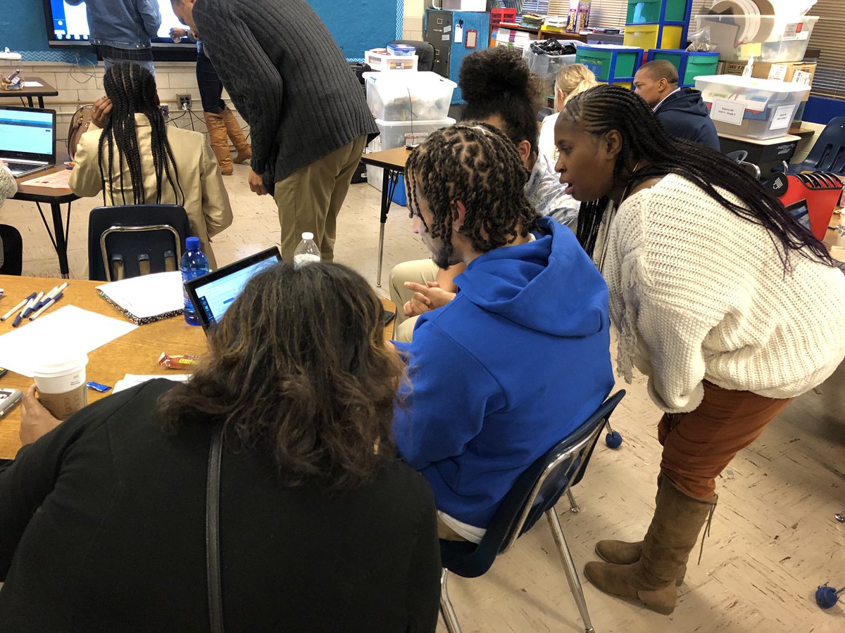 PrincipalDrH's tweet image. Happening now!! Rich professional learning in our Wildcat Nation! Collaboration at its best!! 🐾#pawapproved @DeKalbSchools @RegionISupDCSD @GaDOEELA #Teamworksolutions #nextsteps #nowwhatNovember 💪🏽