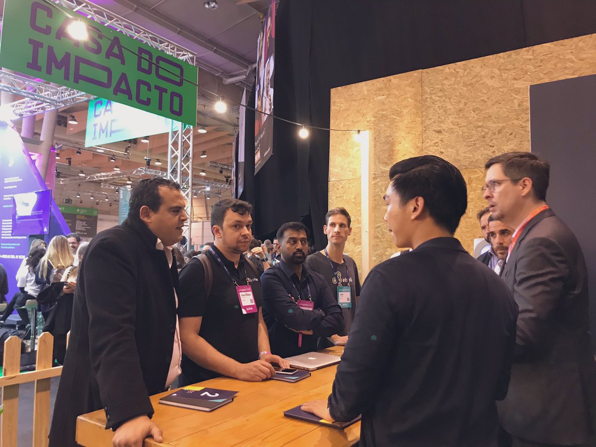 miniapis's tweet image. Happening now, our dedicated mentoring hour where our CEO @ybtweets is taking part to pitch &amp;amp; talk about MiniApis solution.
.
#miniapis
#WebSummit19 
#moroccotech
#frenchtech