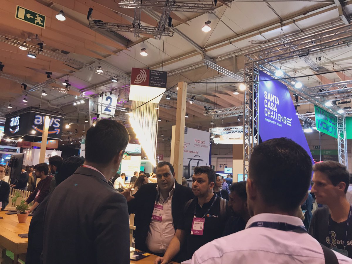 miniapis's tweet image. Happening now, our dedicated mentoring hour where our CEO @ybtweets is taking part to pitch &amp;amp; talk about MiniApis solution.
.
#miniapis
#WebSummit19 
#moroccotech
#frenchtech