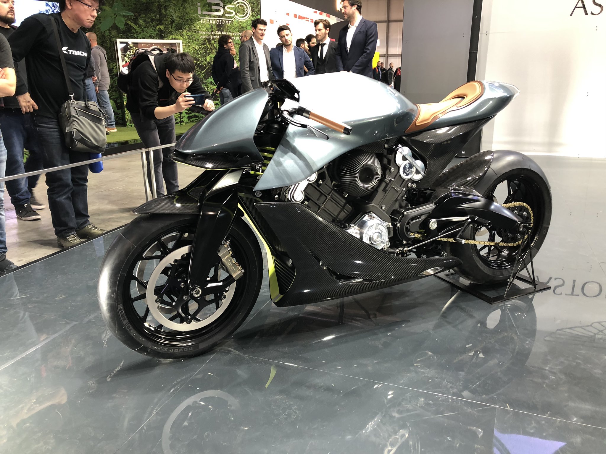 Aston martin 2024 brough superior