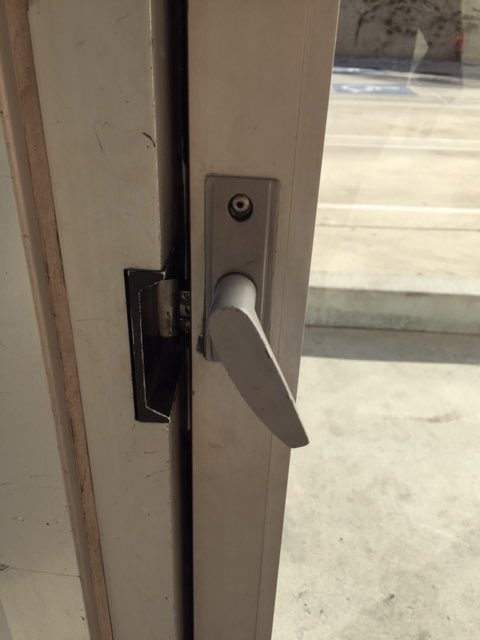CoastalLocksmit's tweet photo. That moment when your door handle is acting out... thatβs the moment you call us!!
π 949-900-9015!
#fixlock #coastallocksmith #mobilelocksmith #orangecountylocksmiths #locksmith
#newportbeach #newportcoast #coronadelmar #irvine #irvinelocksmith #lagunaniguel #locksmithnearme https://t.co/LdSvJuq6tj