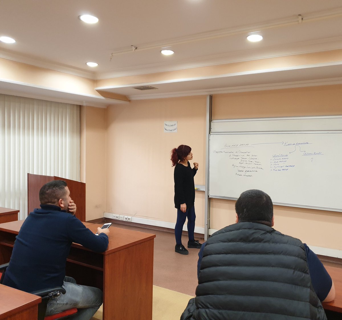 TofedSRC's tweet photo. Eğitmenimiz Derya Hanım ODY 1-2 Dersi kapsamında eğitimine devam ediyor. Uzman kadromuzla kursiyerlerimize sınava donanımlı bir şekilde hazırlamaya devam ediyoruz. #TOFED #SRC #ody #üdy #kurs #lojistik #yolcu #taşımacılık #yük #eşya https://t.co/93ABxrzIxC