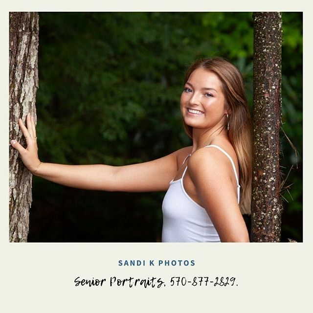 I am still booking senior photos. There are still some fall leaves, but they are going fast. Give me a call to get your session booked if that's what you are looking for! .
#seniorportraits #seniorpictures #senior #classof2020 #graduationpicture #scrantonphotographer #nepaph…