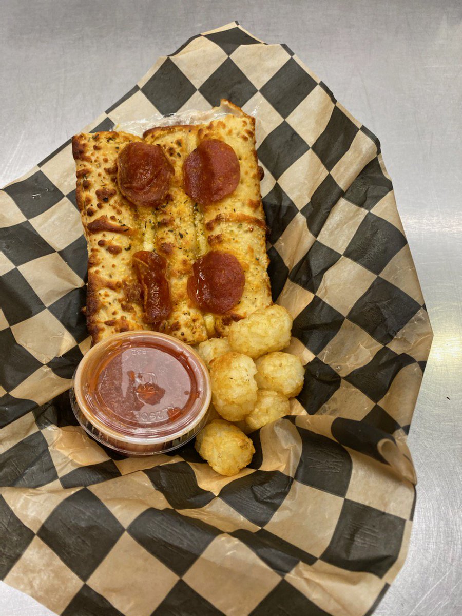 TNeshannock's tweet photo. Pepperoni Pizza logs! Pop - up ala carte station!
#tngrocks
#tngfeedskids https://t.co/nus15a0vQE
