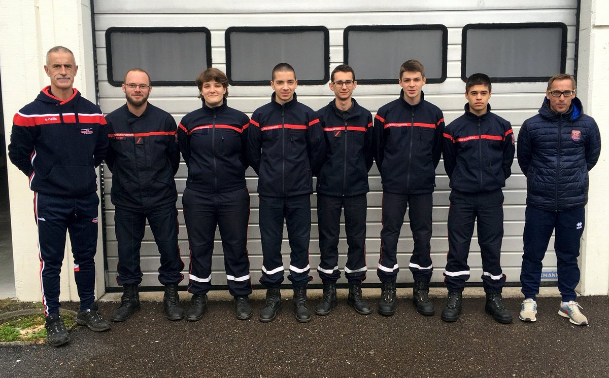 PompiersDuLot's tweet photo. Six @PompiersDuLot en #Formation d'#Animateurs #JeunesSapeursPompiers du 28-10 au 1-11 à #Luzech et #PuyLEveque. #URSPMP #UDSP46 #JSP46
https://t.co/8qaFERmVoy https://t.co/Y1n36ybvMF