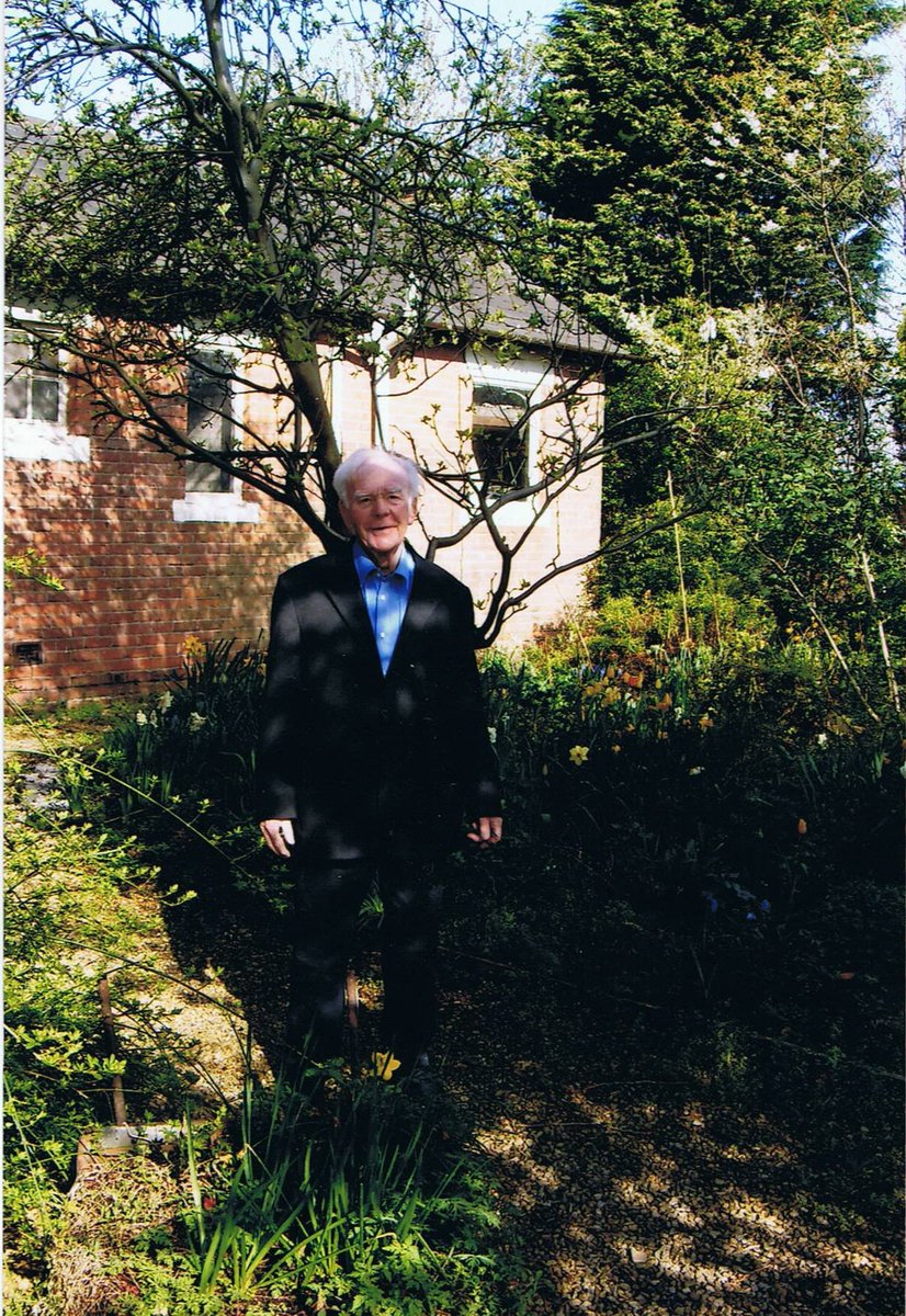 Stantonyscentre's tweet photo. Today we remember Canon Joseph Carter (23/6/32- 5/11/12) who was the Parish Priest of St. Antony's, Chaplain to the Young Christian Workers (YCW) and one of the founders of @Stantonyscentre for Church & Industry. @YCWImpact #FrJoe https://t.co/6qJNZTmeAd