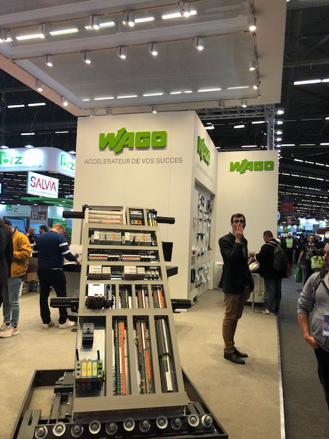 EnOceanAlliance's tweet photo. #EnOceanAllianceInfo still in France..the more the merrier @Batimat 2019... #EnOceanAllianceMembers that also exhibiting here are @wagocontact #LaCroiseeDS #MaicoVentilatoren and #Schüco
#EnOceanAllianceEvents #EnOceanTechnology #IoT #EnergyHarvesting https://t.co/vNh8IXt0mB