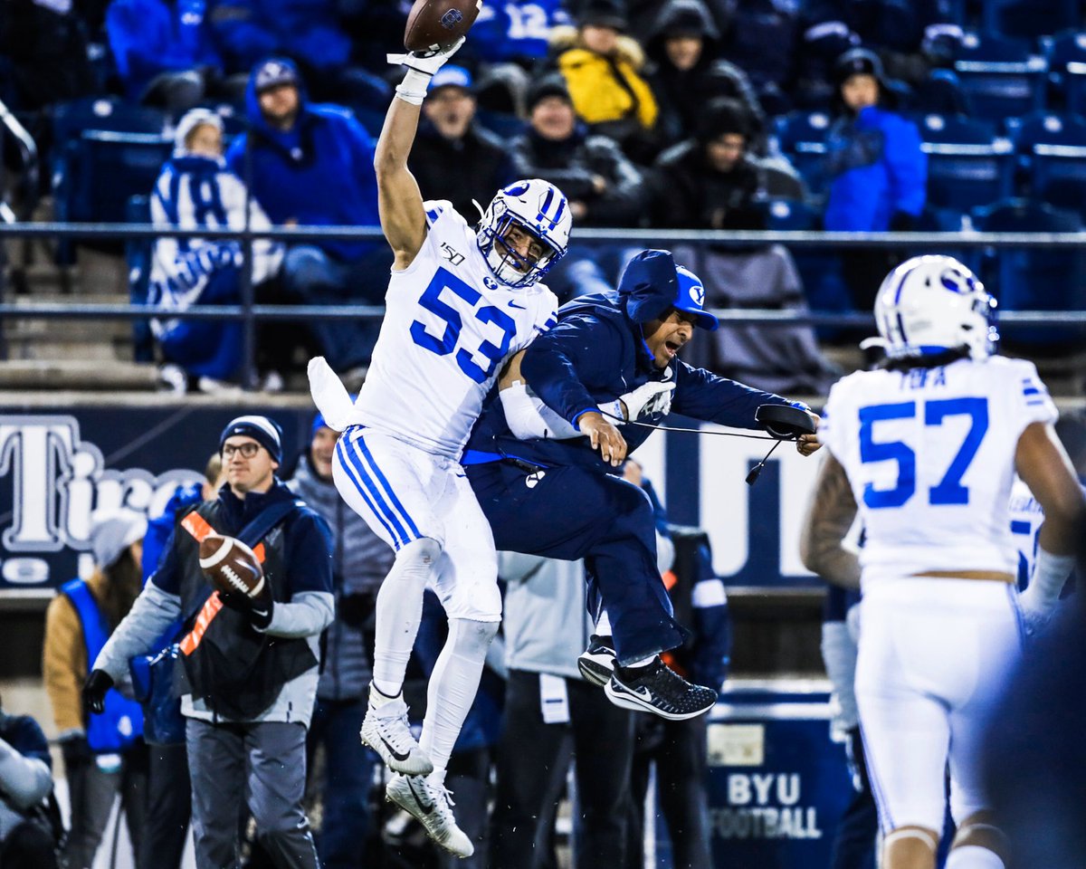 DaveMcCannTV's tweet photo. JUMP FOR JOY!! “After Further Review” returns tonight at 5 MT on the BYUtv app and https://t.co/B7q289D45S and tomorrow morning at 9 MT on BYUtv! #GoCougs #BYUFOOTBALL #BYUAFR https://t.co/qAPvYhk9Vw