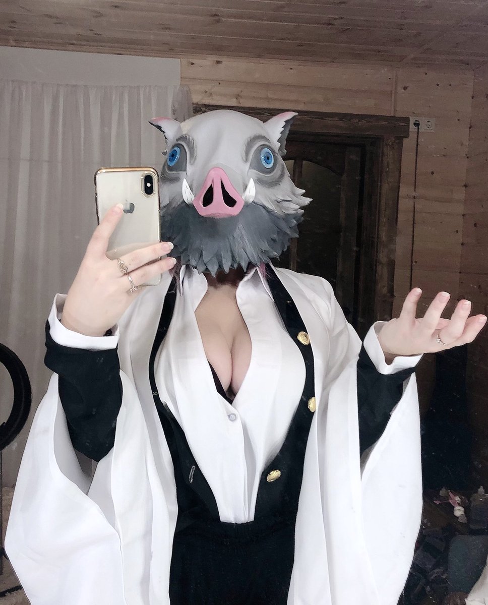 Hey 😼 #DemonSlayer #inosukehashibira #cosplay https://t.co/BxSqvTHbLE