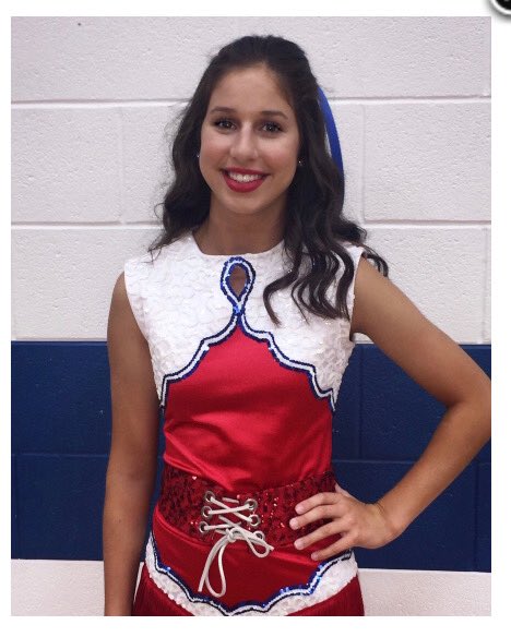 BellesMustang's tweet photo. Congratulations to our Belle of the Week - Ella 💙and our Spirit Girl of the Week - Meredith ❤️⁦@BellesMustang⁩ ⁦@Mrs_A_Burch⁩ ⁦@kristyhansen13⁩ #ghsunity #TuesdayThoughts https://t.co/sPijpmWRoQ