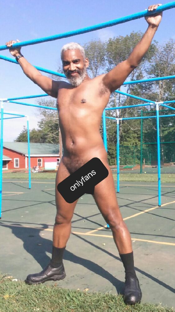RandyScorcherb8's tweet photo. https://t.co/3vnxOttyrf
#randyspearhead #mlt2017 #randymlt2017 #gay #gaymuscledaddy #gaycruising #gaybeard #gaymuscle #gaymuscular #blackgayman #gayblackman #gayman #gaydaddy #gaymen #gaydaddymuscles #gaymusculardaddy #nude #naked #nudist #naturist #gaynudist #gaynaturist https://t.co/dJ5dgNt8Oa