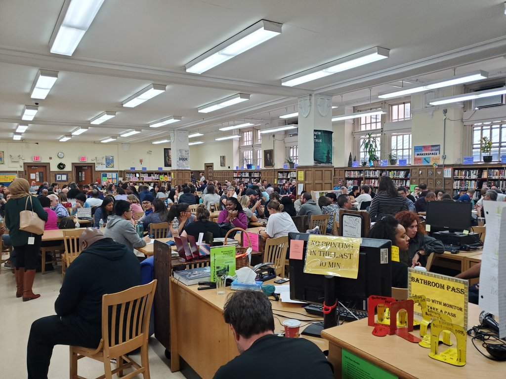 PrinNewmanBTHS's tweet photo. This is what Culturally and Historically Relevant Pedagogy PD, with Dr. Gholdy Muhammad, looks like at brooklyn tech #MakingADifference  @GholdyM @BKNHSSuptRoss https://t.co/LMmbC1WbBR