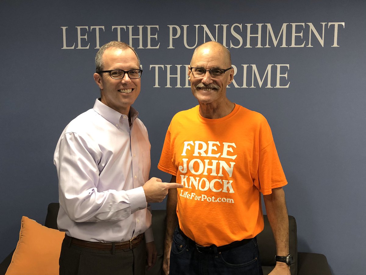 KevinARing's tweet photo. Paul Free served 25 years in federal prison for marijuana. Pres. Obama shortened his sentence to 30 years. He’s been home for < 1 month. Let’s empty our federal prisons of marijuana lifers. @lifeforpot https://t.co/CIzZHqd9Jl