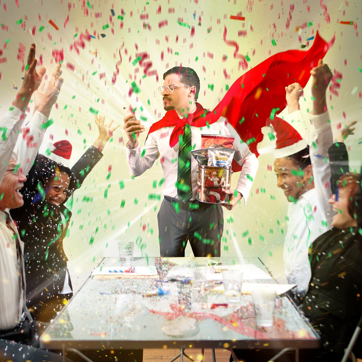 UniqueSnacksUSA's tweet photo. Coordinate holiday gifts with superhuman speed (and a smartphone.)

Be a Holiday Hero, #GetUnique for your corporate gifting!

#UniqueSplits #Unique #pretzels #MadeInAmerica  #corporategifts #giftideas #corporategifting #gifting  #personalizedgifts #marketing #promotionalgifts https://t.co/YHLX2tbV8t